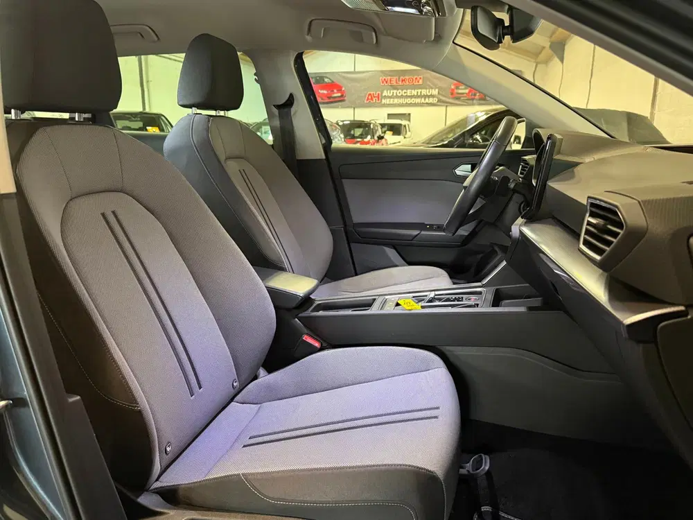 SEAT Leon 1.5 eTSI AUT uit 2021, foto 12