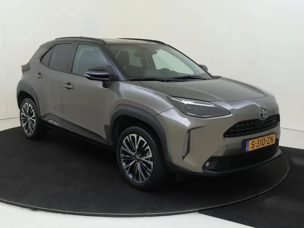 Toyota Yaris Cross 1.5 Hybrid Executive uit 2023, foto 2
