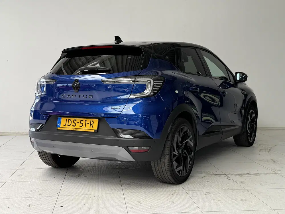 Renault Captur 1.8 E-Tech full hybrid 160 Esprit Alpine uit 2025, foto 2