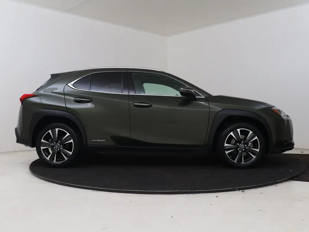 Lexus UX 250h Preference Line uit 2021, foto 12