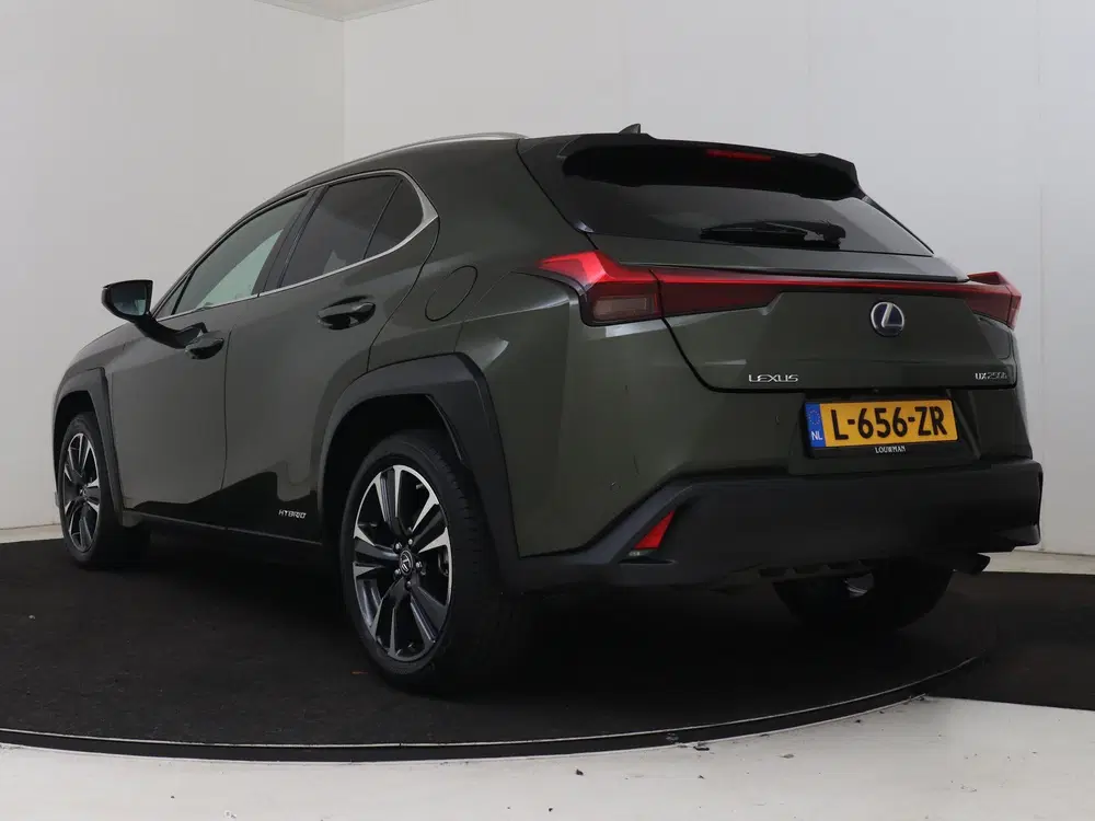 Lexus UX 250h Preference Line uit 2021, foto 14