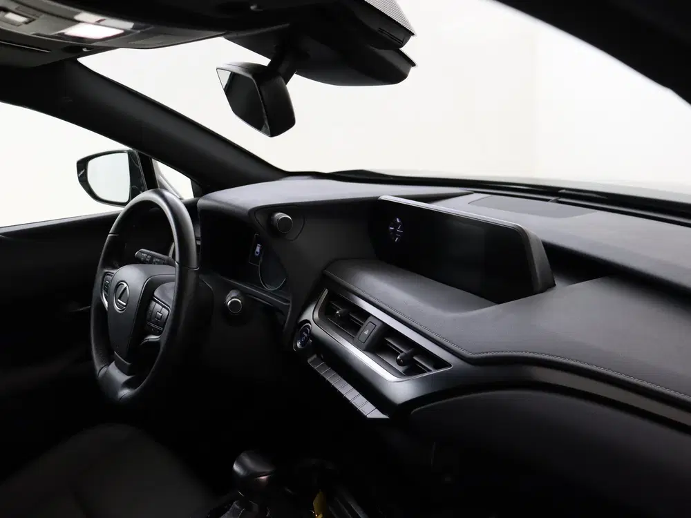 Lexus UX 250h Preference Line uit 2021, foto 6