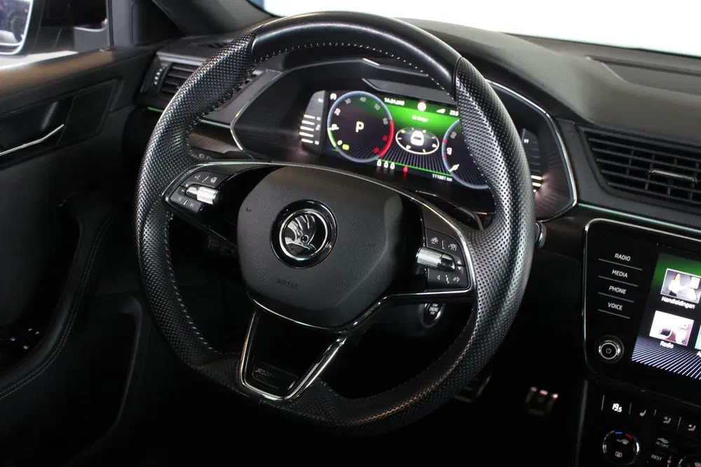 Skoda Superb 1.5 TSI ACT Sportline Business Steel Grey uit 2023, foto 9