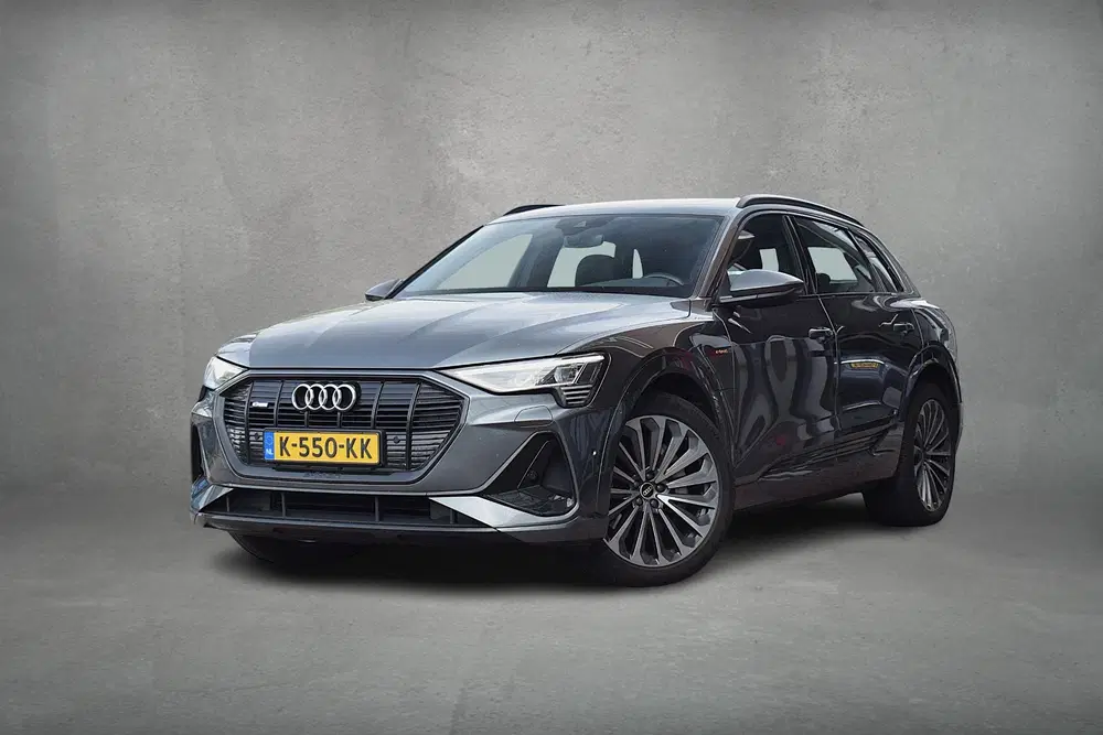 Audi e-tron 50 quattro S edition 71 kWh uit 2020, foto 2