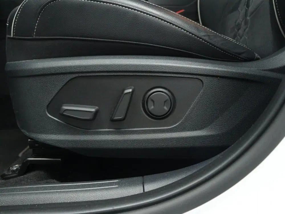 Kia Sportage 1.6 T-GDi Hybrid GT-Line uit 2024, foto 10