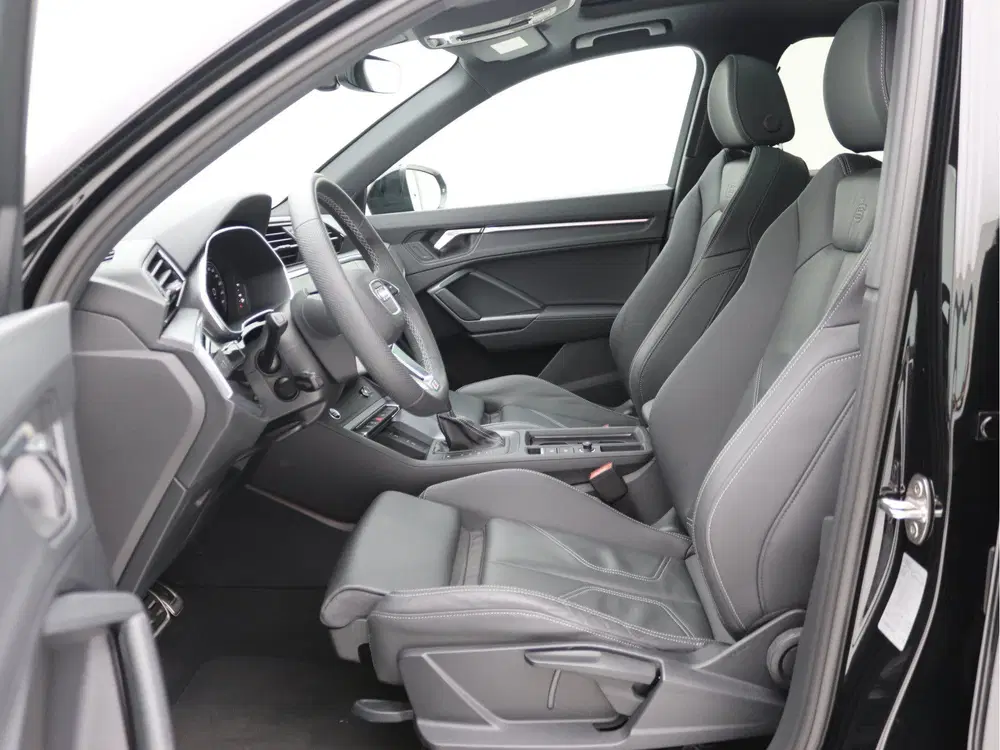 Audi Q3 35 TFSI S edition Competition Pano uit 2025, foto 9