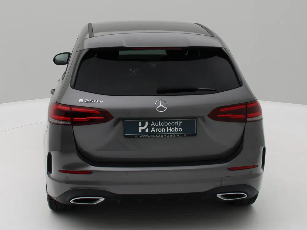 Mercedes-Benz B-Klasse 250 e AMG Dodehoekassistent uit 2021, foto 4