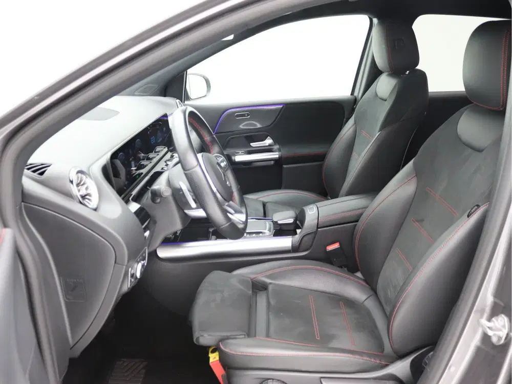Mercedes-Benz B-Klasse 250 e AMG Dodehoekassistent uit 2021, foto 9