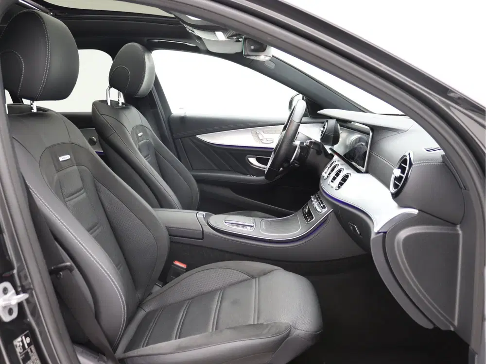 Mercedes-Benz E-Klasse AMG 53 4MATIC Pano uit 2021, foto 10