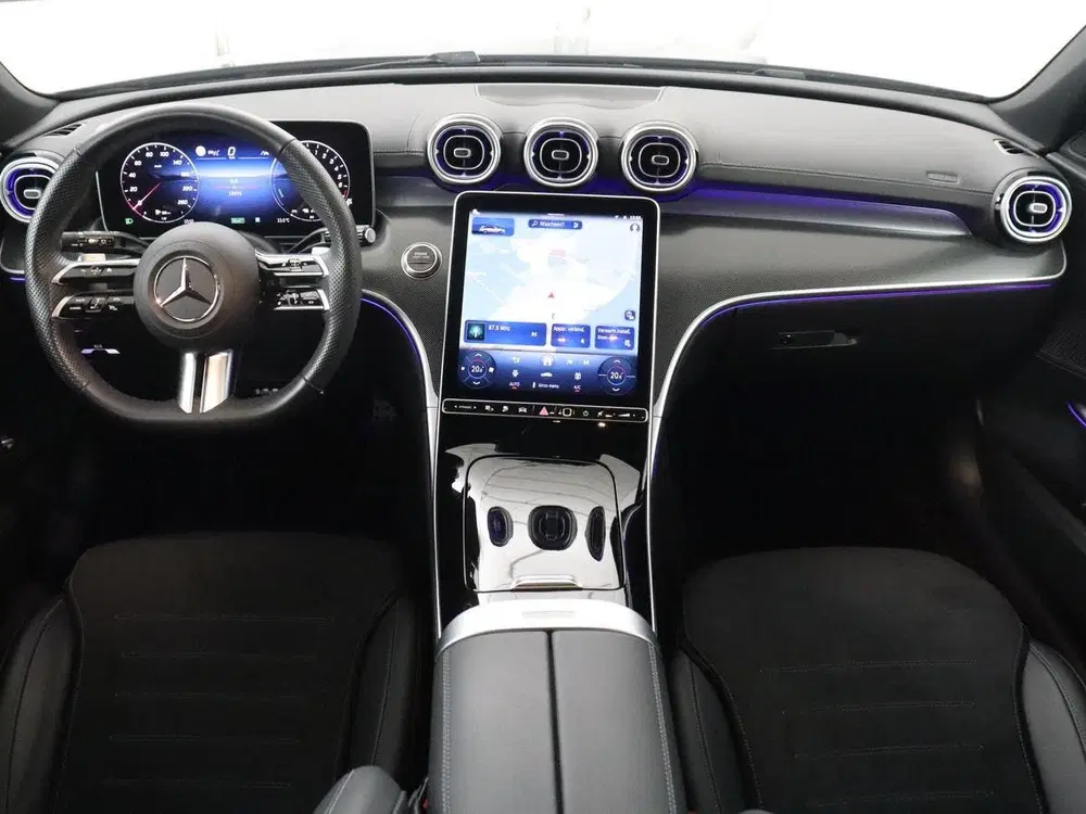 Mercedes-Benz C-Klasse AMG-Line uit 2025, foto 3