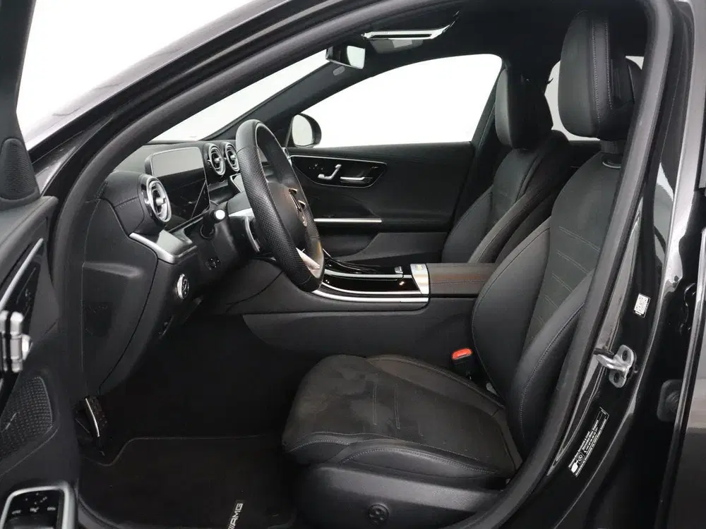 Mercedes-Benz C-Klasse AMG-Line uit 2025, foto 4