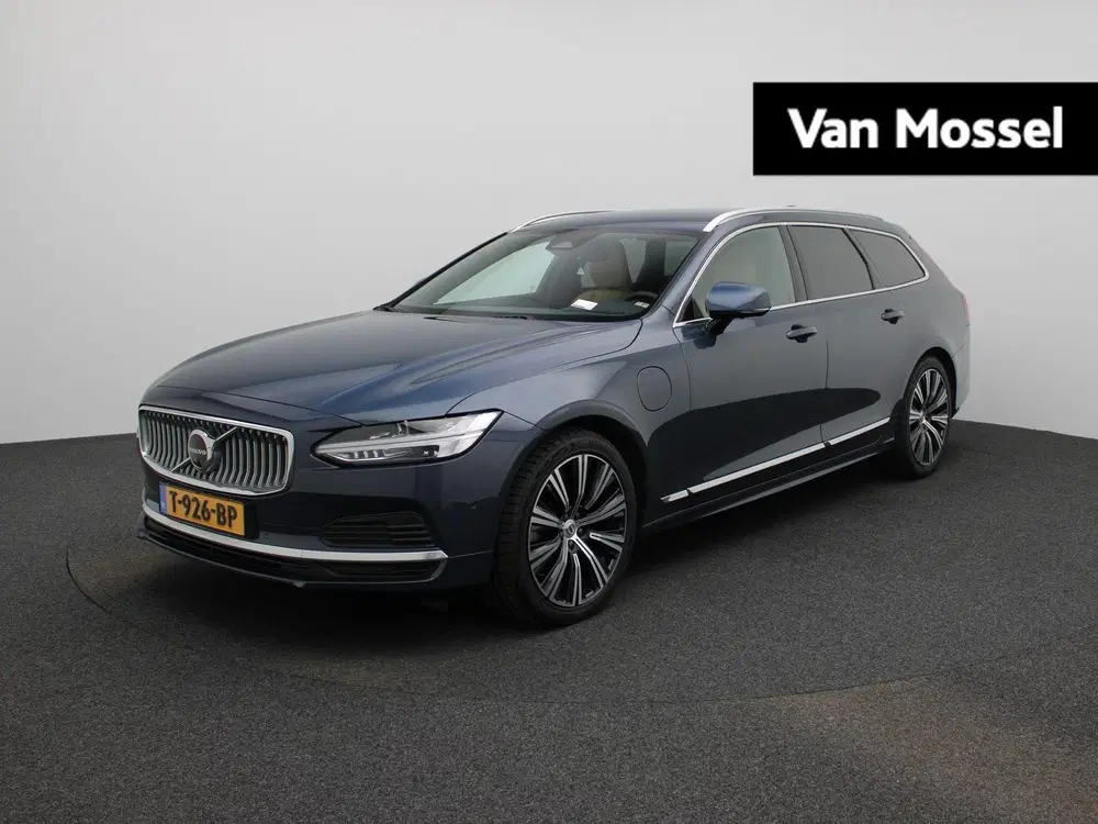 Volvo V90 2.0 T6 Plug-in hybrid AWD Plus Bright 350P uit 2023