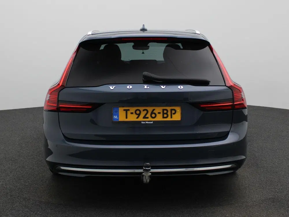 Volvo V90 2.0 T6 Plug-in hybrid AWD Plus Bright 350P uit 2023, foto 5