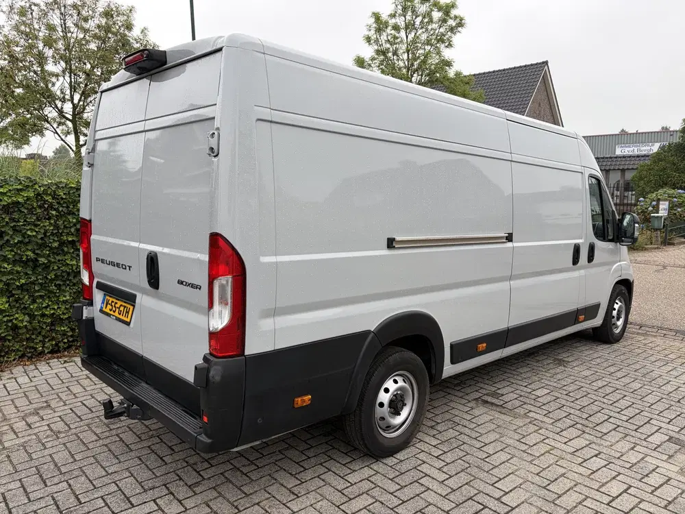 Peugeot Boxer 2.2 BlueHDi 180PK Euro6 Aut. L4H2 3.5t Zwa uit 2024, foto 2
