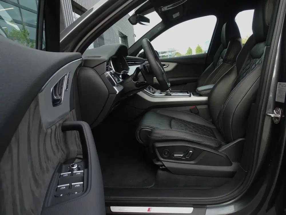 Audi Q7 60 TFSI e 456PK Competition uit 2020, foto 12