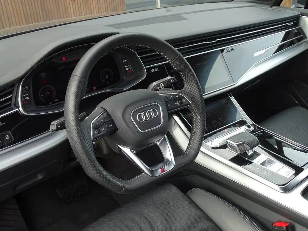Audi Q7 60 TFSI e 456PK Competition uit 2020, foto 14