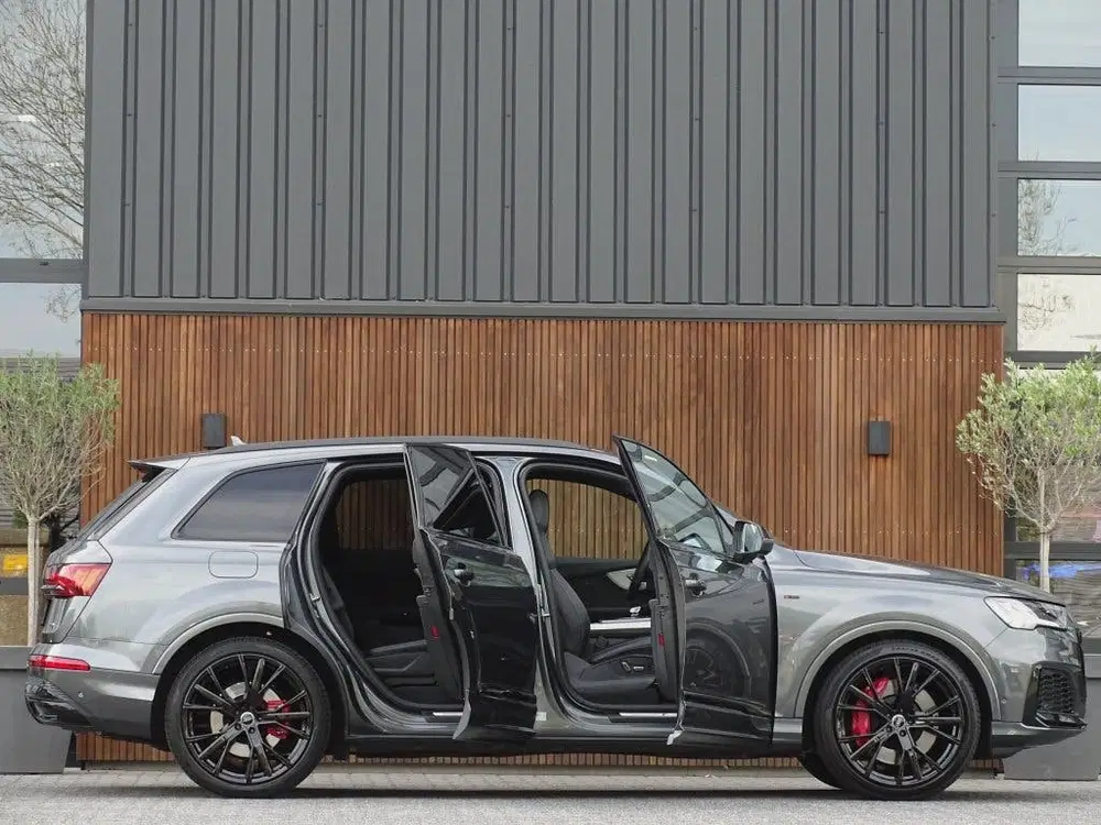 Audi Q7 60 TFSI e 456PK Competition uit 2020, foto 4
