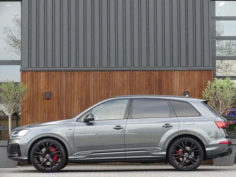 Audi Q7 60 TFSI e 456PK Competition uit 2020, foto 5