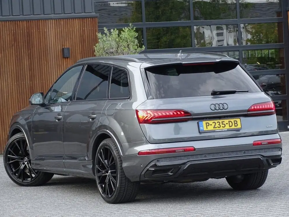 Audi Q7 60 TFSI e 456PK Competition uit 2020, foto 7