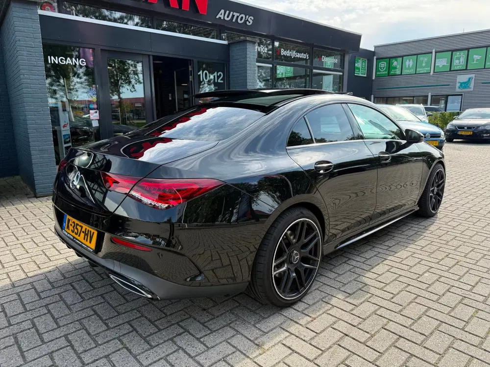 Mercedes-Benz CLA 220 Premium Plus AMG Night Edition uit 2019, foto 11
