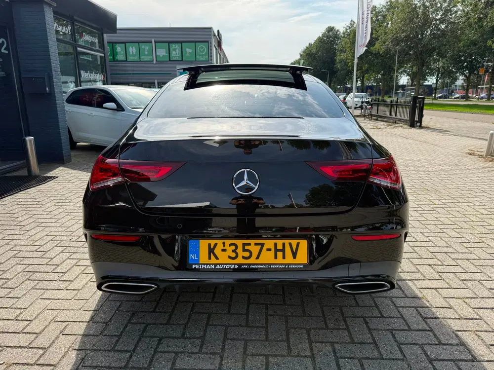 Mercedes-Benz CLA 220 Premium Plus AMG Night Edition uit 2019, foto 9