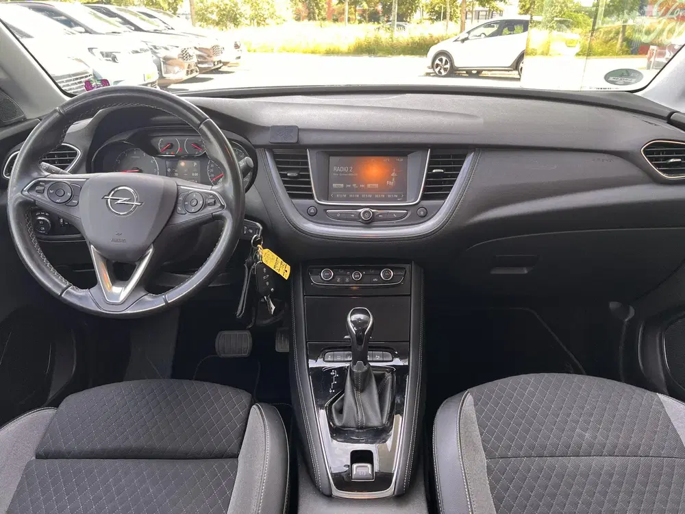 Opel Grandland 1.2 Turbo Innovation uit 2020, foto 13