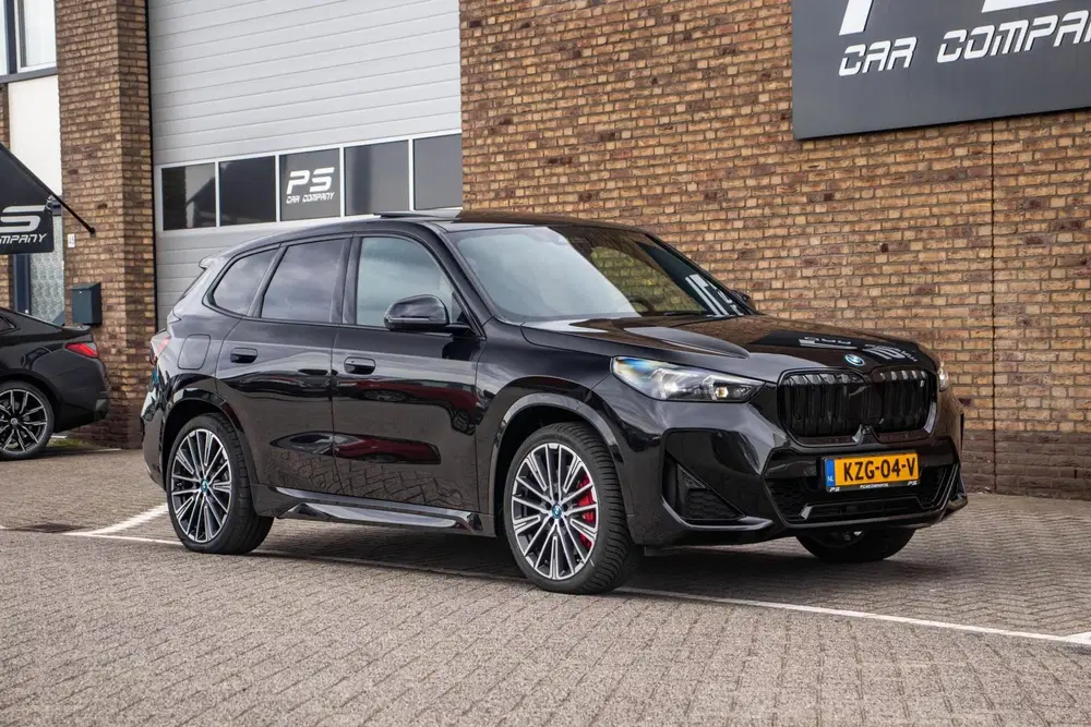 BMW iX1 xDrive30 67 kWh M-Sport Pro uit 2023, foto 8