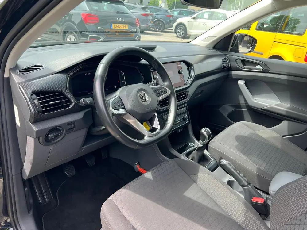 Volkswagen T-Cross 1.0 TSI r line virtual cockpit uit 2019, foto 2