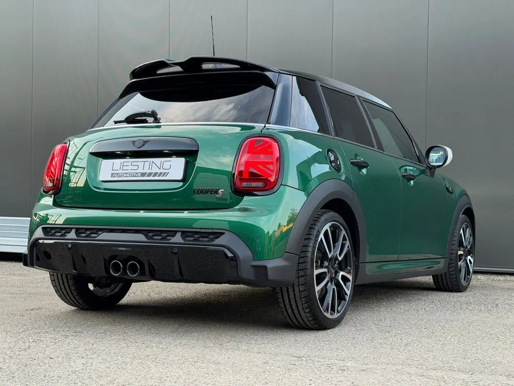 Mini Cooper S 2.0 Cooper S uit 2023, foto 10
