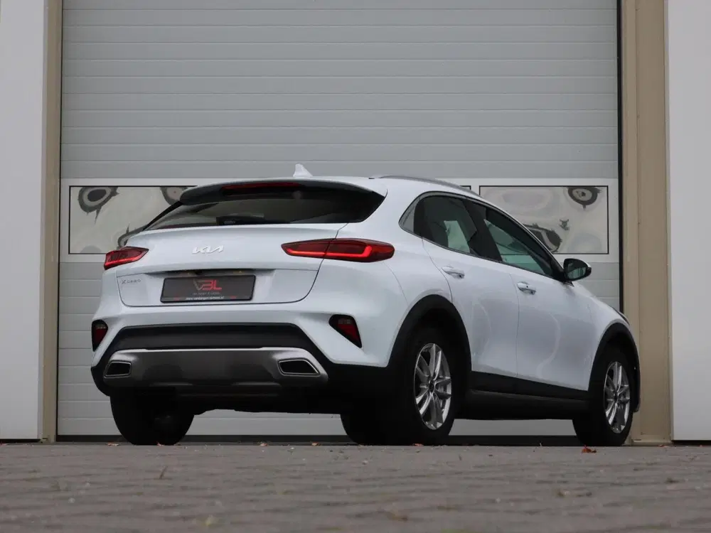 Kia XCeed 1.6 GDi 140PK PHEV DynamicPlusLine uit 2022, foto 2