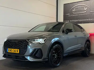 Audi Q3 35 TFSI 3x S-Line Pano uit 2024