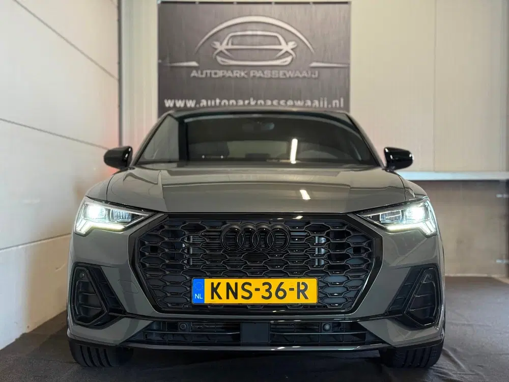 Audi Q3 35 TFSI 3x S-Line Pano uit 2024, foto 2