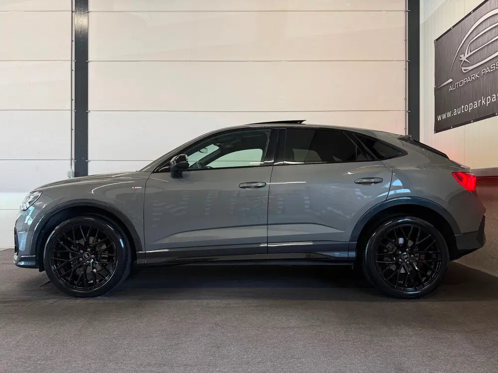 Audi Q3 35 TFSI 3x S-Line Pano uit 2024, foto 4
