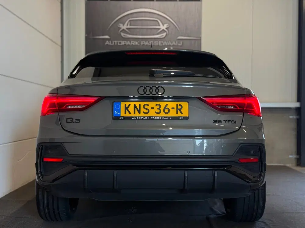 Audi Q3 35 TFSI 3x S-Line Pano uit 2024, foto 7