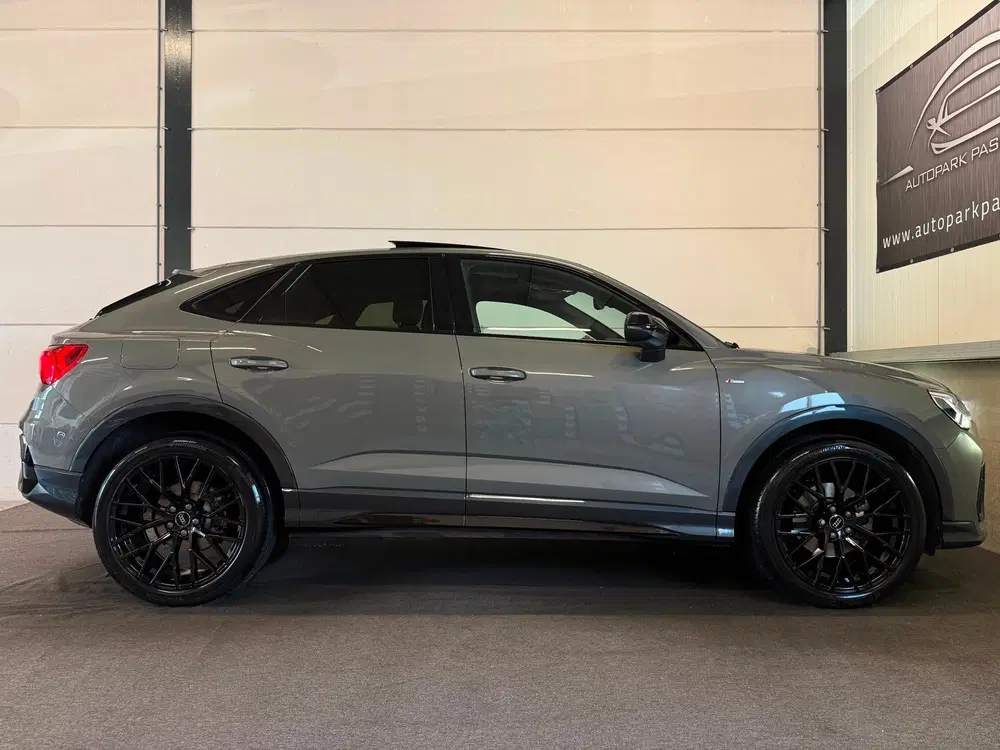Audi Q3 35 TFSI 3x S-Line Pano uit 2024, foto 9