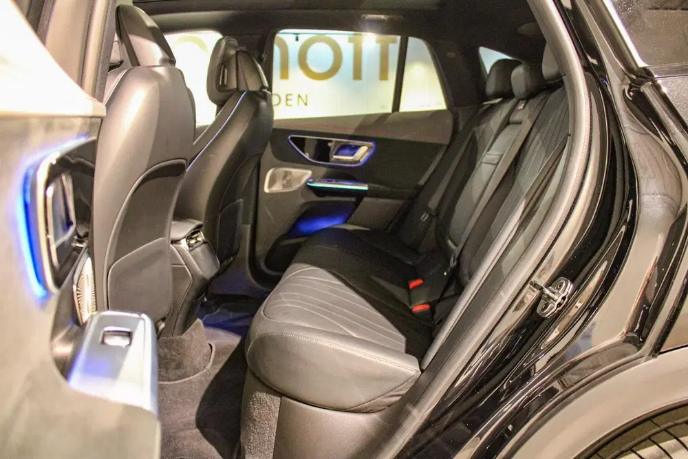 Mercedes-Benz EQE SUV Mercedes EQE SUV 350+ AMG Line 91 kWh PANO uit 2023, foto 13
