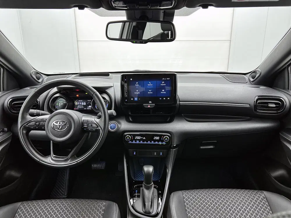 Toyota Yaris 1.5 Hybrid Executive + uit 2023, foto 4