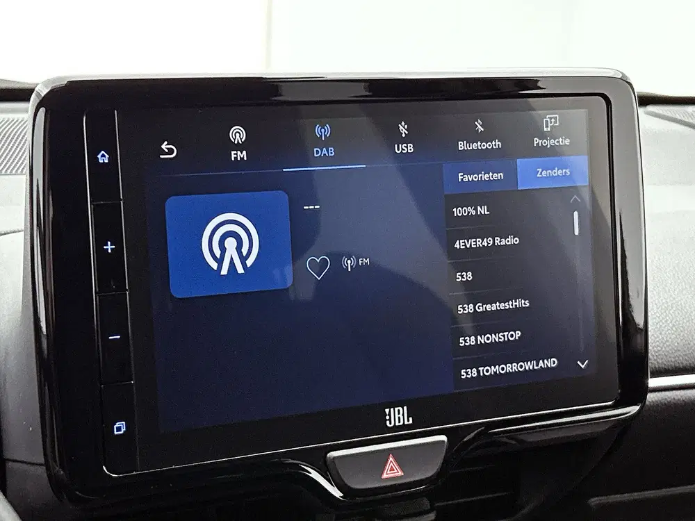 Toyota Yaris 1.5 Hybrid Executive + uit 2023, foto 7