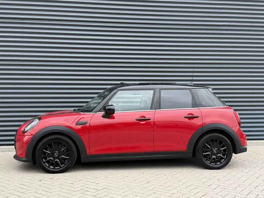 Mini Cooper 1.5 Cooper Pano uit 2023, foto 4