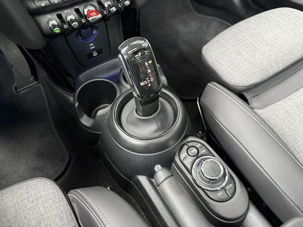 Mini Cooper 1.5 Cooper Pano uit 2023, foto 7