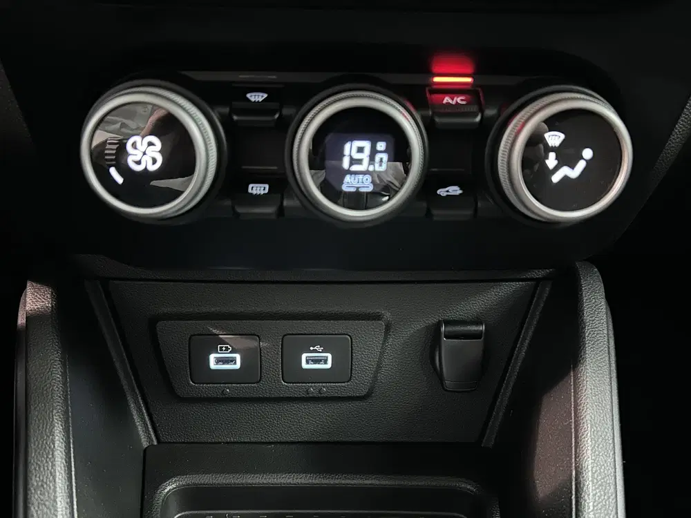 Dacia Duster 1.3 TCe 150 Journey uit 2023, foto 13