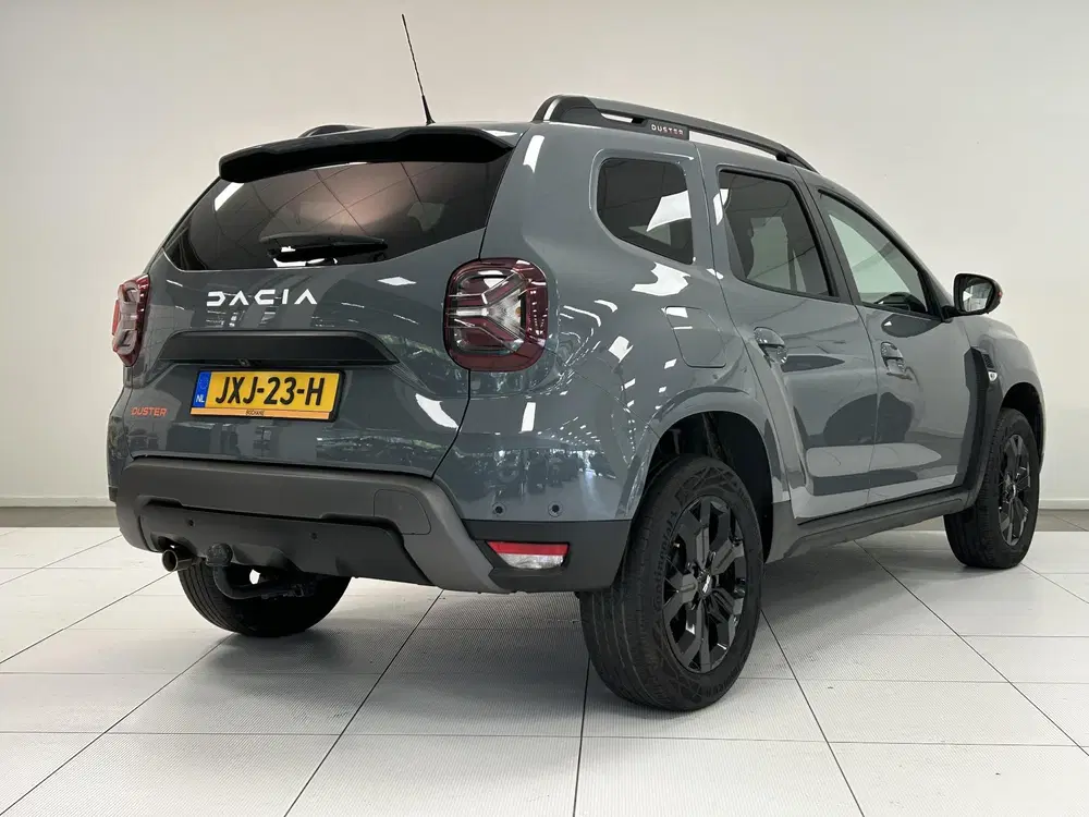 Dacia Duster 1.3 TCe 150 Journey uit 2023, foto 2