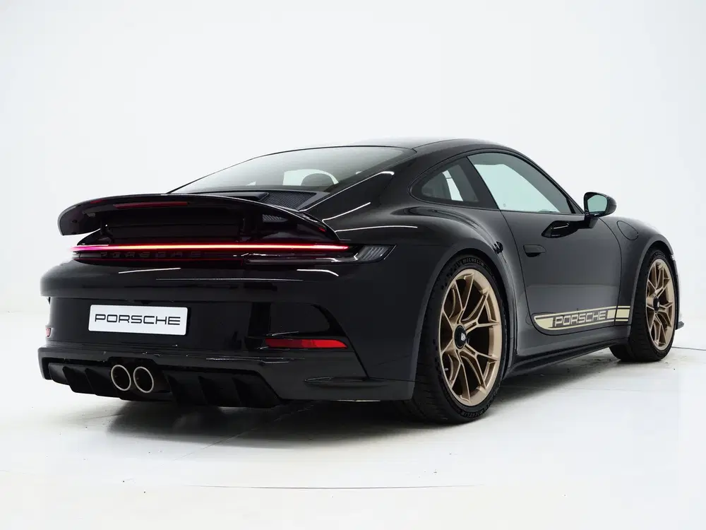 Porsche 911 4.0 GT3 Touring uit 2023, foto 10