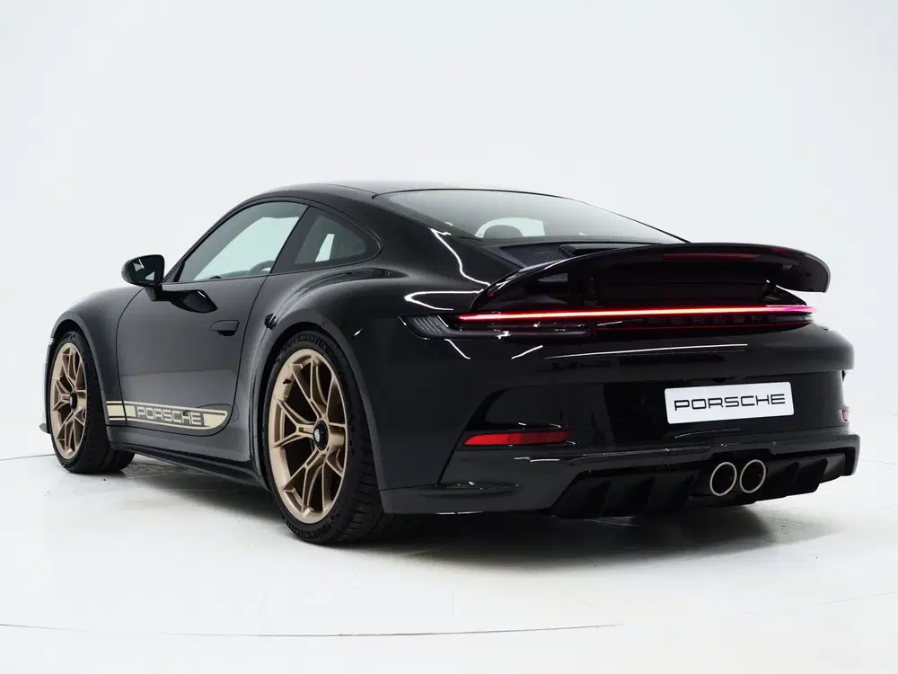 Porsche 911 4.0 GT3 Touring uit 2023, foto 4