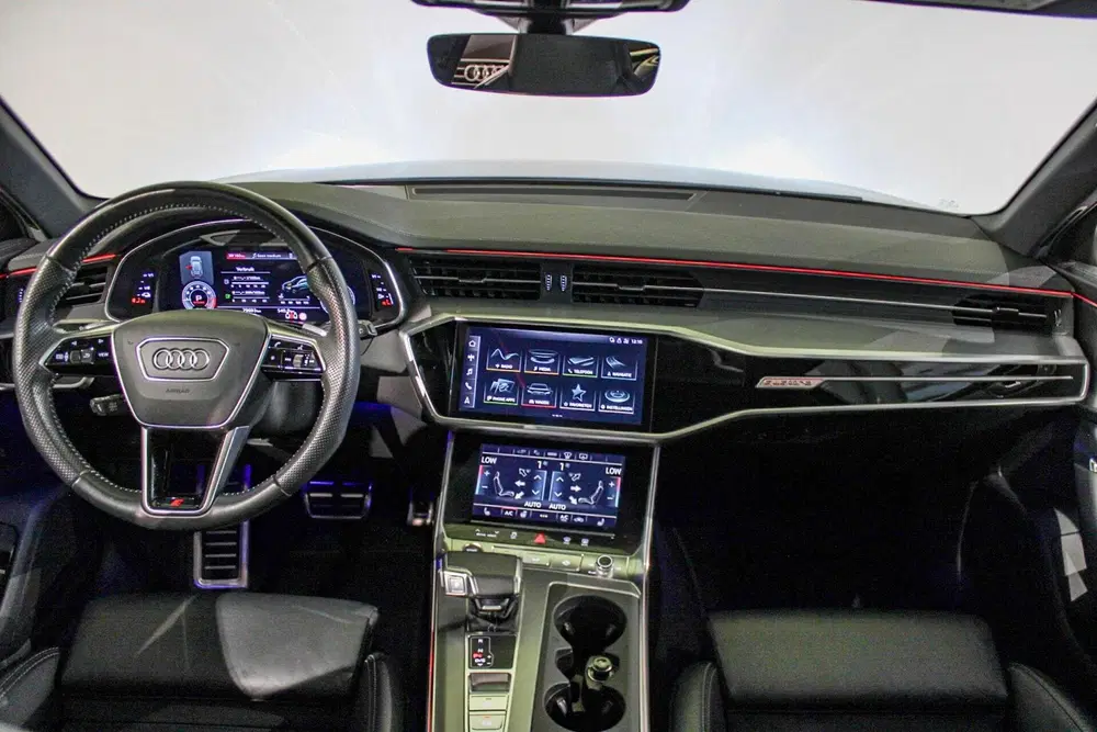 Audi A6 55 TFSI e Competition PANO uit 2020, foto 8