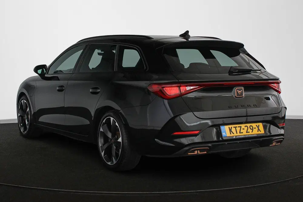 Cupra Leon 1.4 e-Hybrid Business Trekhaak Stuur uit 2023, foto 4
