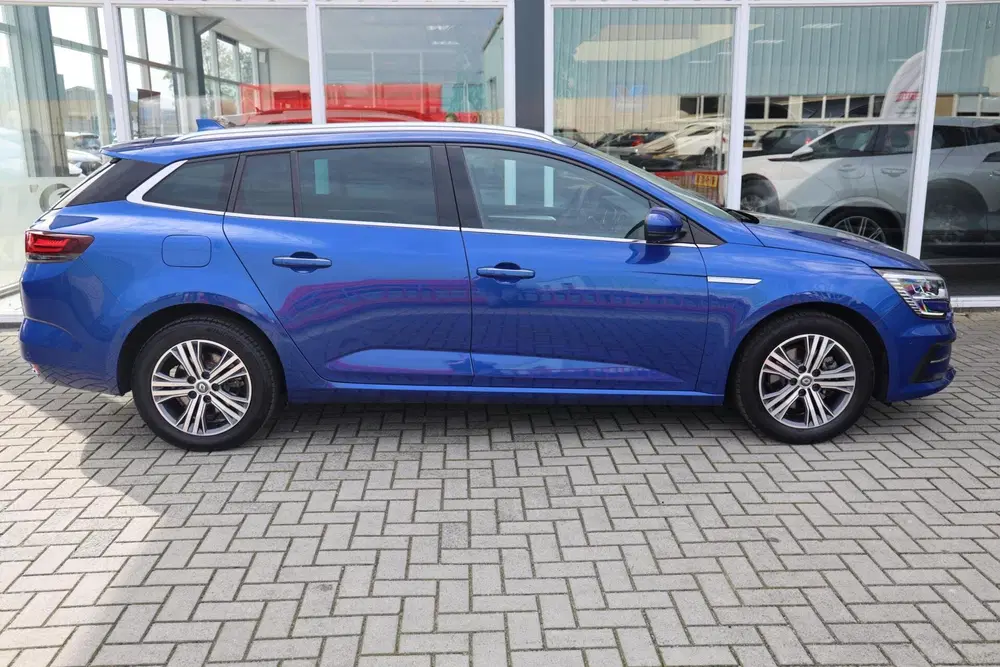 Renault Megane 1.6 E-Tech Plug-In Hybrid 160 Intens uit 2022, foto 4