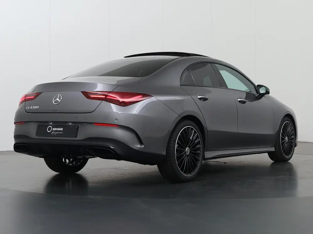 Mercedes-Benz CLA 180 Business Solution AMG uit 2025, foto 2