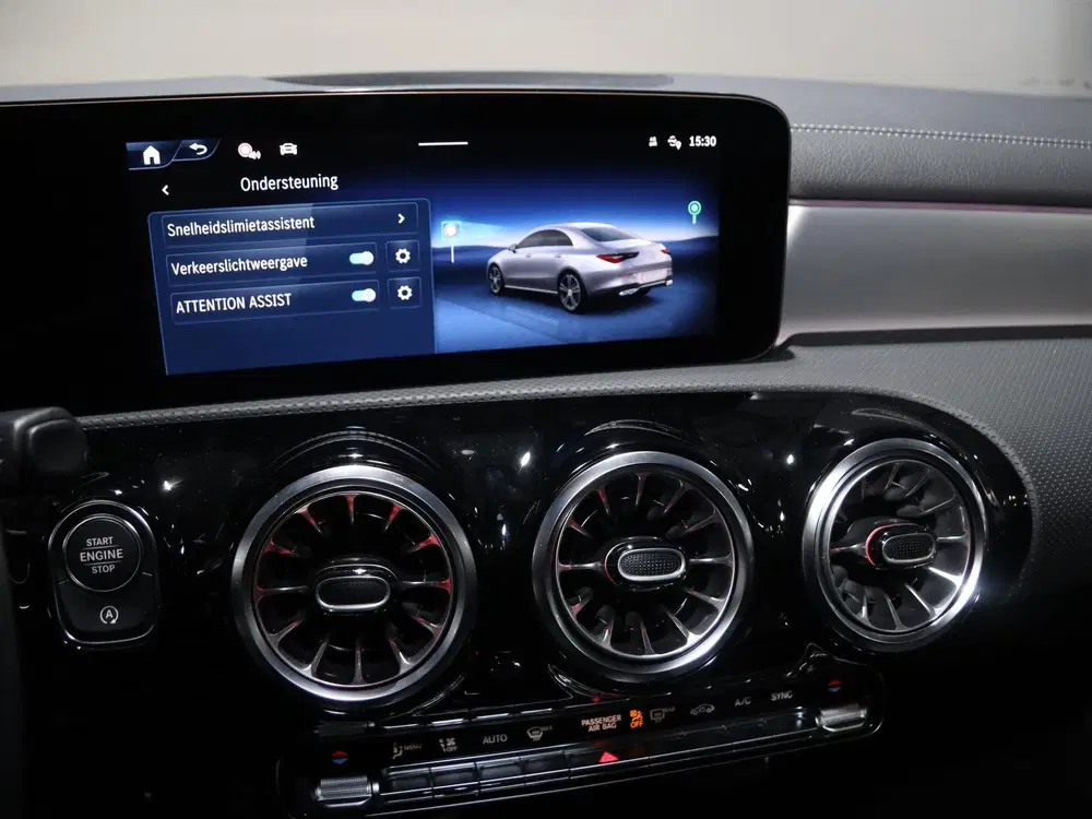 Mercedes-Benz CLA 180 Business Solution AMG uit 2025, foto 15
