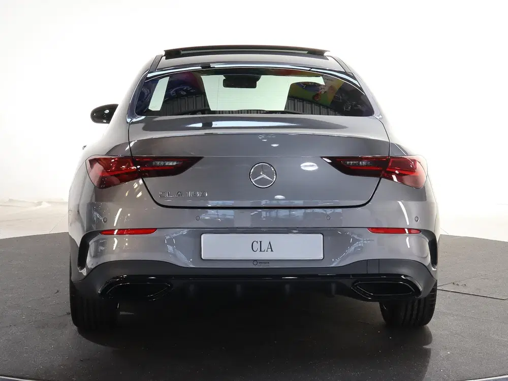 Mercedes-Benz CLA 180 Business Solution AMG uit 2025, foto 4
